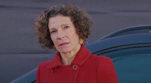 Pendant ce temps là, laëtitia croit sortir d'un cauchemar pour. Plus Belle La Vie Du 8 Mai 2020 Dans Vos Deux Episodes De Ce Soir Videos Audience Stars Actu