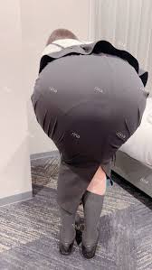 リナ🌙💛 on X: 盗撮されました。 デカ尻に写りすぎですよね… t.coKqVCW7juFs  X