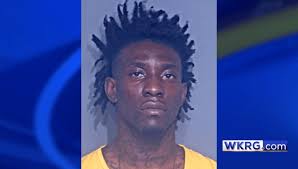 Man arrested for allegedly igniting fire at Alabama gas station