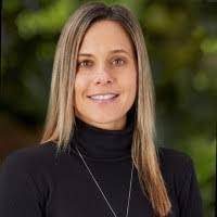 Karen Elvidge's Instagram, Twitter & Facebook