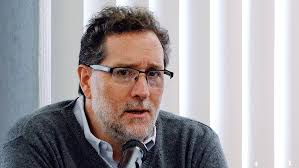 LAS POLÍTICAS EDUCATIVAS INTERNACIONALES Y LA GLOBALIZACIÓN