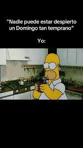 "Nadie puede estar despierto un Domingo tan temprano" Yo: #humor  #humortiktok #desvelado #insomio #Post