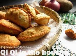 qi qi in the house 咖喱角 curry puff food snacks curry