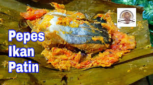 Satu menu lagi yang bisa menjadi favorit keluarga anda dengan bahan dasar ikan. Thai Steamed Fish Resep Ikan Kukus Thailand Saus Jeruk Nipis Bawang Putih Dan Cabe Youtube