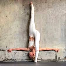 Standing Split Against A Wall Fitaction Thanks Ig Yogainspiration Yoga Help Yoga Inspiration Yoga Pictures