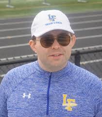 Stacey Leach's Instagram, Twitter & Facebook