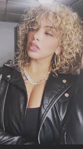 When they don’t believe you are the mom🤣🤗❤️#viral #fypage  #upsyndromequeenoly #queen #fypシ゚viral #confidence #momanddaughter #bestie