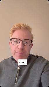 Noreen Fogarty's Instagram, Twitter & Facebook