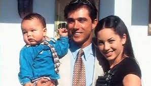 Barbara mori e sergio mayer tiveram um relacionamento de 5 anos desta união nasceu o pequeno sergio.apesar da separação. Barbara Mori Y Sergio Mayer Como Se Conocieron Todo Sobre Su Historia De Amor Rubi Hijo Sergio Mayer Mori Fama Mag