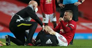 He has been at the youth academy of southampton from 2003. Manchester United Defender Luke Shaw Suffers Injury Vs Southampton Manchester Evening News