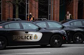When they arrived they found a man laying next to a pick up. Police Investigate Shooting Death Of Man Outside Downtown Vancouver Restaurant Vancouver Is Awesome