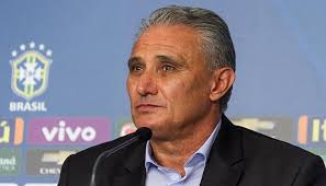 وقال مدرب المنتخب البرازيلي تيتي، الخميس، خلال مؤتمر صحفي ، إن اللاعبين البرازيليين طلبوا لقاء رئيس الاتحاد البرازيلي لكرة القدم روجيريو كابوكلو لمناقشة الأمر. Ù…Ø¯Ø±Ø¨ Ø§Ù„Ø¨Ø±Ø§Ø²ÙŠÙ„ Ø§Ù„Ø£ÙØ¶Ù„ ÙÙŠ Ø£Ù…Ø±ÙŠÙƒØ§ Ø§Ù„Ø¬Ù†ÙˆØ¨ÙŠØ© ÙÙŠ Ø§Ø³ØªÙØªØ§Ø¡ ØµØ­ÙÙŠ