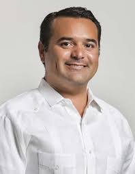 Efrain Trejo's Instagram, Twitter & Facebook