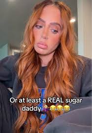 Kendra Hood's Instagram, Twitter & Facebook