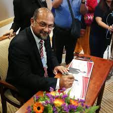 Which is experienced in dealing with cases such as business case, especially in mahkamah tinggi dagang. Bfm News On Twitter Our New Communications Multimedia Minister Gobind Singh Deo Signs In Gobindsinghdeo