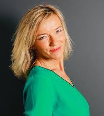 Cheryl Neace's Instagram, Twitter & Facebook