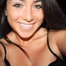 Caitlin Jansen's Instagram, Twitter & Facebook