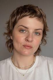 Westworld" The Auguries (TV Episode 2022)