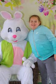 East Egg Hunt Down in the Hollow