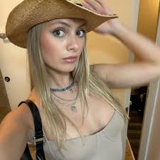 Kelley (@kelleylevis) · Instagram photos and videos