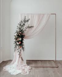 Backdrop dekorasi lamaran sendiri sederhana; Cara Membuat Backdrop Lamaran Sendiri Hanya Di Bawah 500 Ribu Glitzmedia Co
