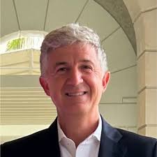 After 15 years, it's time to say goodbye. Today was my last day at the  University of Iowa Center for Advancement. Leading the investment team at  UICA has been an honor. From