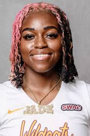 Jade Parks's Instagram, Twitter & Facebook