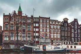 Amsterdam Cruise Mo Is Traveling