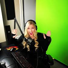 Emma McClenaghan (Emma5897@)