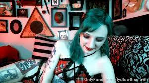 Lydiawiltsclown apparently forgot click the post page button after the  livestream lol thanks xxx onlyfans porn