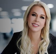 Michelle Bond's Instagram, Twitter & Facebook