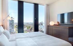 Im hochpaterre mit einer loggia/ balkon richtung westen. Empire Riverside Hotel Offizielle Website Bestpreisgarantie