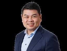 Edna Ngo's Instagram, Twitter & Facebook