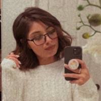 Mireya Herrera's Instagram, Twitter & Facebook