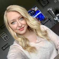 Brittany Shoemaker's Instagram, Twitter & Facebook