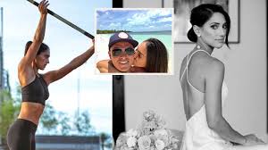Jon rahm is married to arizona state javelin thrower kelley cahill (image: Athlete Couple Goals Rickie Fowler And Wife Allison Stokke Fowler