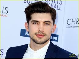 Carter Jenkins Couples Up With Girlfriend Sierra Swartz at Chrysalis  Butterfly Ball 2018: Photo 1163968