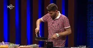 14 masterchef adayı arasından 6 kişi verilen testi kebabı yemeğini en iyi şekilde yaptı ve üst tura yükseldi. Masterchef Sergen Ozen Kimdir 2020 Masterchef Sergen Kimdir Kac Yasinda Nereli Takvim
