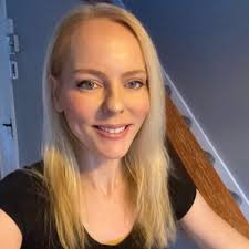 Mary Ruth Davoren (@MaryRuthxox)