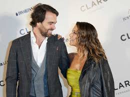 Elena Tablada Habla Con Carino Del Hijo Recien Nacido De David Bisbal Recien Nacido Traje De Boda Coleccion De Alta Costura