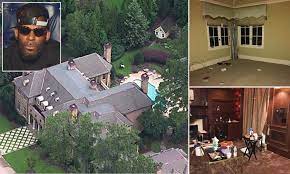 R Kelly Is Evicted From His Abandoned Georgia Home Daily Mail Online