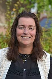 Danielle Heinen's Instagram, Twitter & Facebook