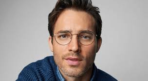 Minimalist and Lightweight Metals