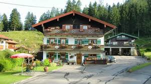 Browse the best walks around schönau am königssee and see interactive maps of the top 20 hiking trails and routes. Haus Wartheim Bewertungen Fotos Schonau Am Konigssee Tripadvisor