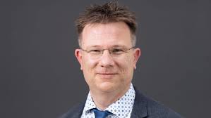 Neuer Dekan: Jan Friedrich Eisenberg aus Vöhl vom Rat der Landeskirche  berufen