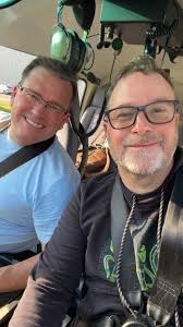 Randy Rowles's Instagram, Twitter & Facebook