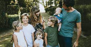 Courtney adamo posted an innocent picture of her daughter marlow on instagram, never expecting a reaction. Das Chaos Ist Fur Uns Normal Kinder Jugend Familie