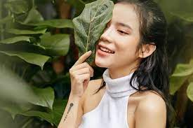 Contact ly ly on messenger. Ly Ly La Ai Tiá»ƒu Sá»­ Ä'á»i TÆ° Sá»± Nghiá»‡p Ca SÄ© Nguyá»…n Hoang Ly