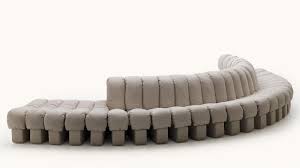 The design created by architect and designer stephan hürlemann for de sede blends into any environment, though its proportions have a new, fresh appearance. De Sede Sofa Kollektion Bruno Wickart Blog