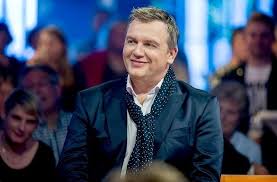 Mofas füllen heute noch eine marktnische, da führerscheinfreiheit besteht und das mindestalter zum fahren bei nur 15 jahren liegt. Hape Kerkeling Witzigkeit Kennt Keine Grenzen Im Fernsehen